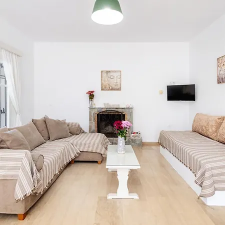 Secret Garden Villa-3bd, Pool & Bbq In Villa *