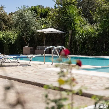 Secret Garden Villa-3bd, Pool & Bbq In *