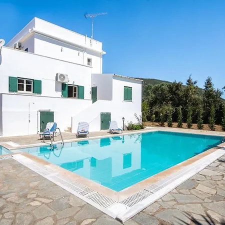 וילה Secret Garden Villa-3bd, Pool & Bbq In *