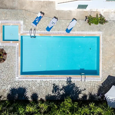 Secret Garden Villa-3bd, Pool & Bbq In Villa *