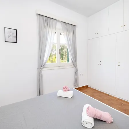 וילה Secret Garden Villa-3bd, Pool & Bbq In Halikounas