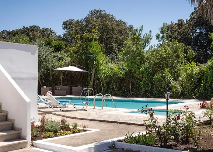 Secret Garden Villa-3bd, Pool & Bbq In * Χαλικούνας