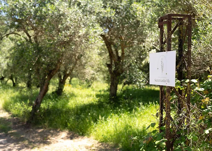 Βίλα Secret Garden Villa-3bd, Pool & Bbq In Χαλικούνας