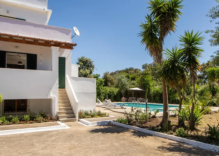 Secret Garden Villa-3bd, Pool & Bbq In Βίλα *