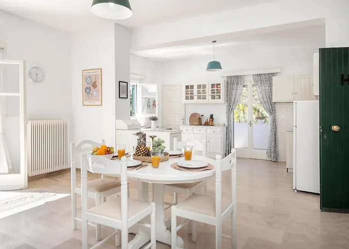 Secret Garden Villa-3bd, Pool & Bbq In *