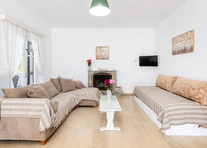 Secret Garden Villa-3bd, Pool & Bbq In Βίλα *