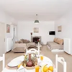 Secret Garden Villa-3bd, Pool & Bbq In Vila *